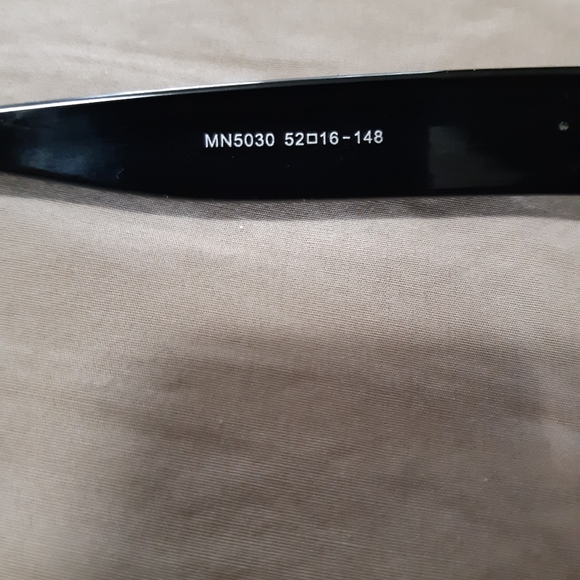 Sunglasses - Picture 5 of 5